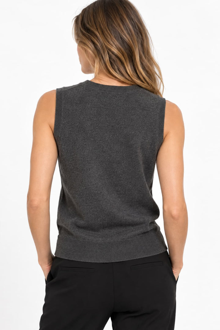 Front view of women&