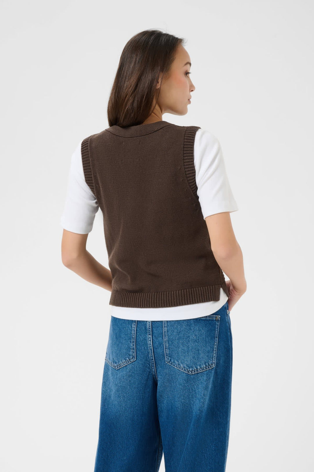 Vue de face veste sans manches maille torsadée Part Two pour femme beige - Valérie Simon