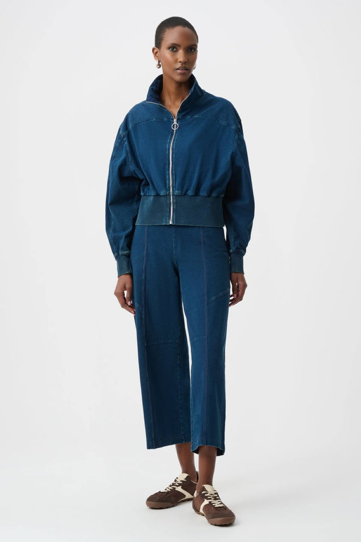 Front view of a black Joseph Ribkoff zip-up jacket with a high collar for women - Valérie Simon