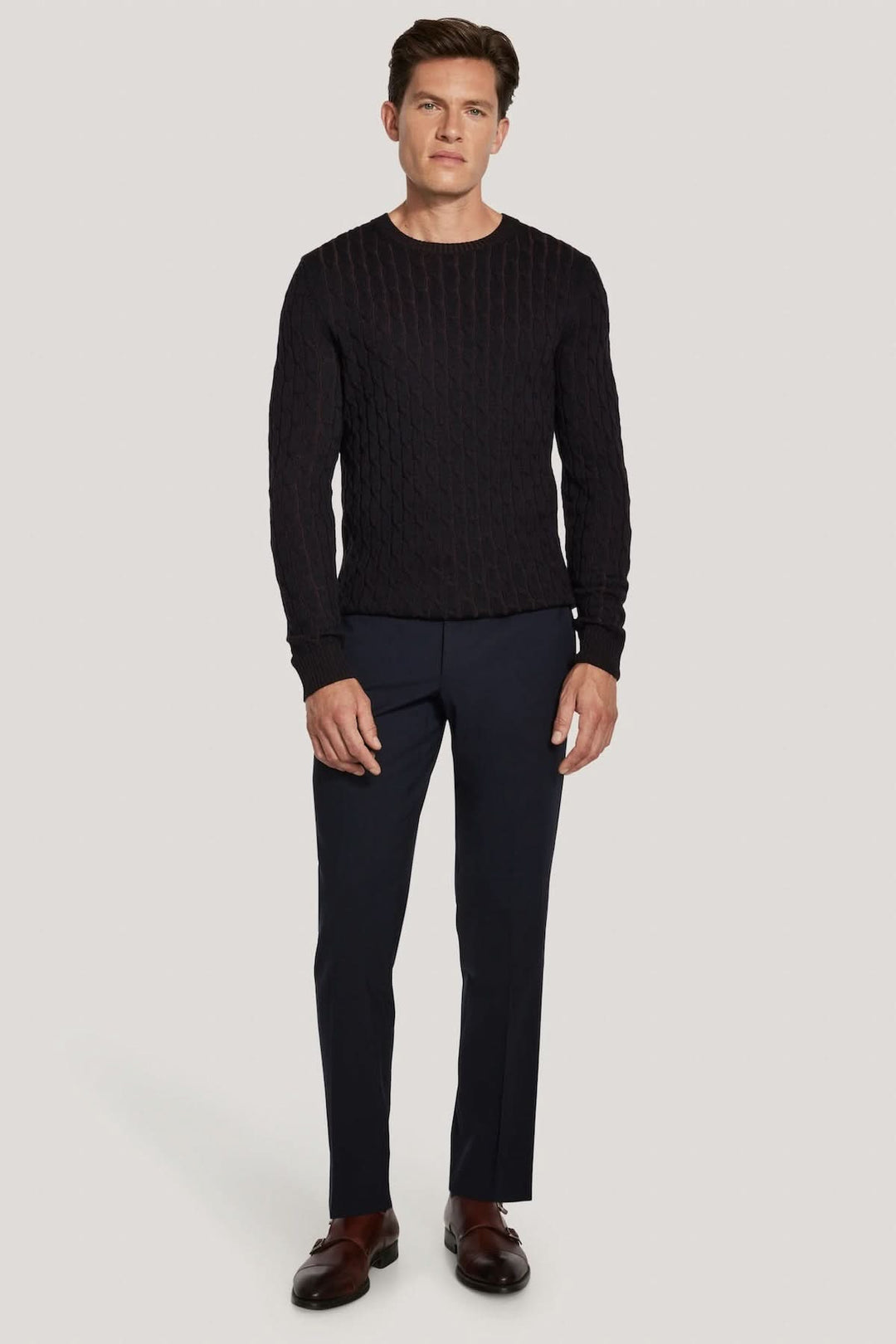 Pull ras du cou torsadé en laine mérinos vanisée