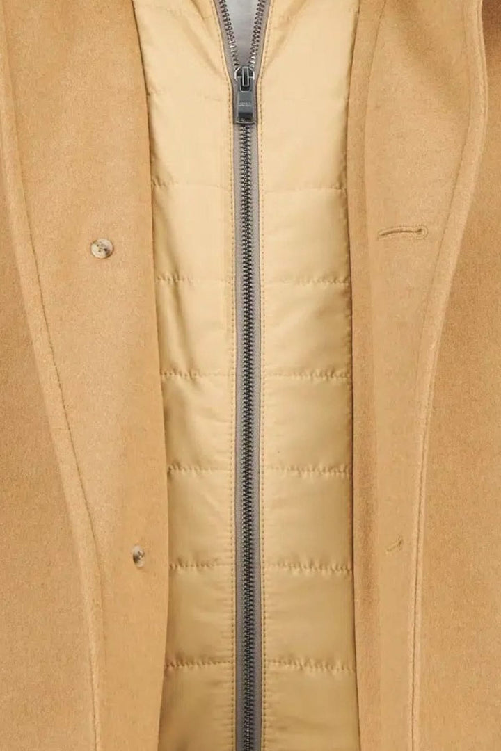 Détail du Manteau en laine et cachemire Coxtan avec doublure beige et fermeture éclair, idéal pour un look élégant et chaud.