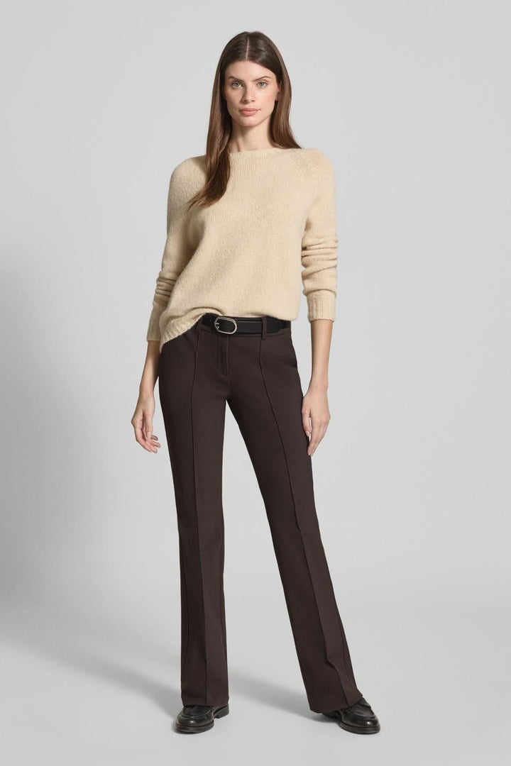 Pantalon droit évasé à plis marqués