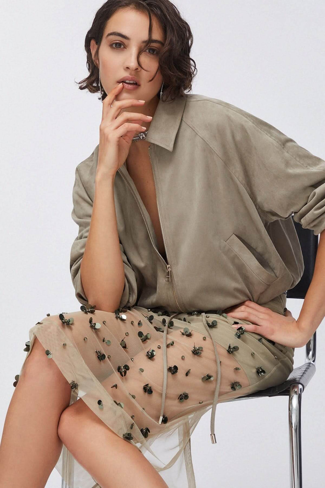 Jupe en maille transparente ornée