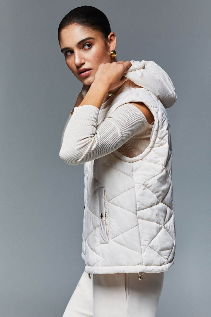 Veste matelassée à capuchon