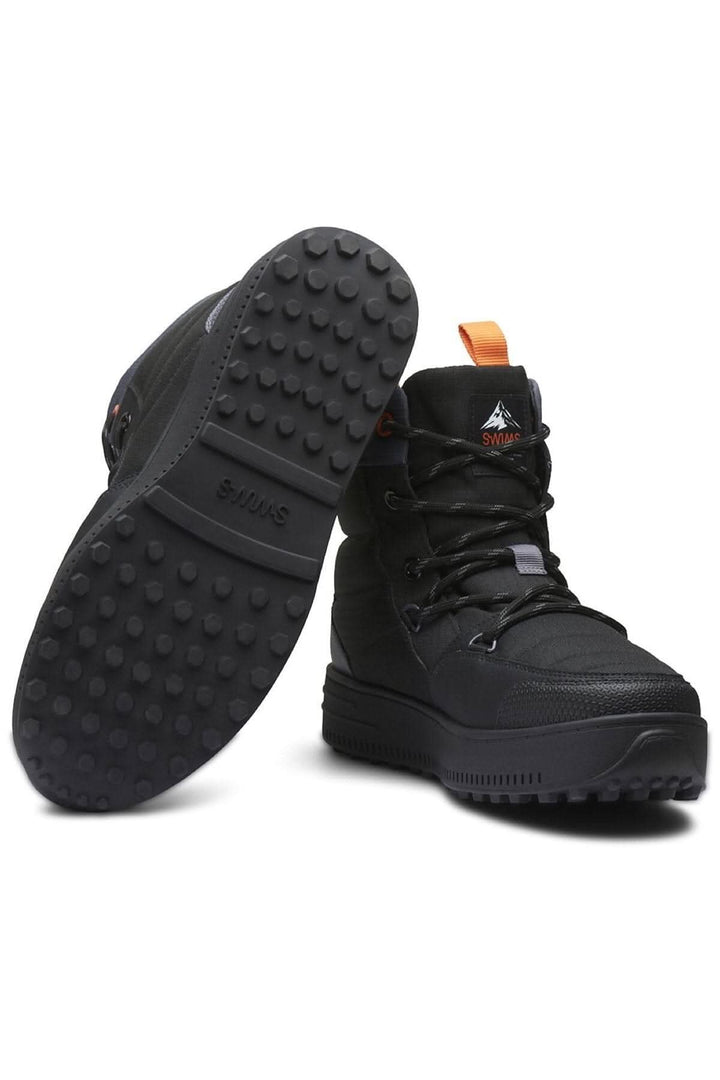 Botte Snow Runner noire avec semelle épaisse et design imperméable, idéale pour l'hiver.
