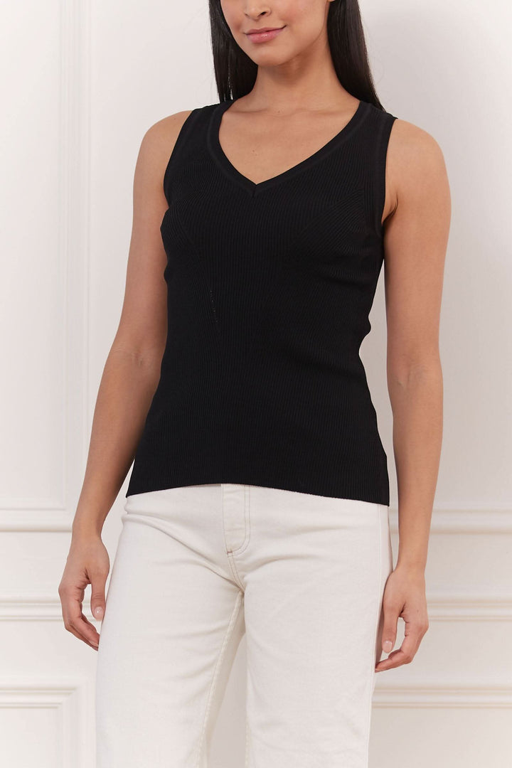 Camisole en jersey noir sans manches, en viscose, col en V, parfaite pour un style décontracté.