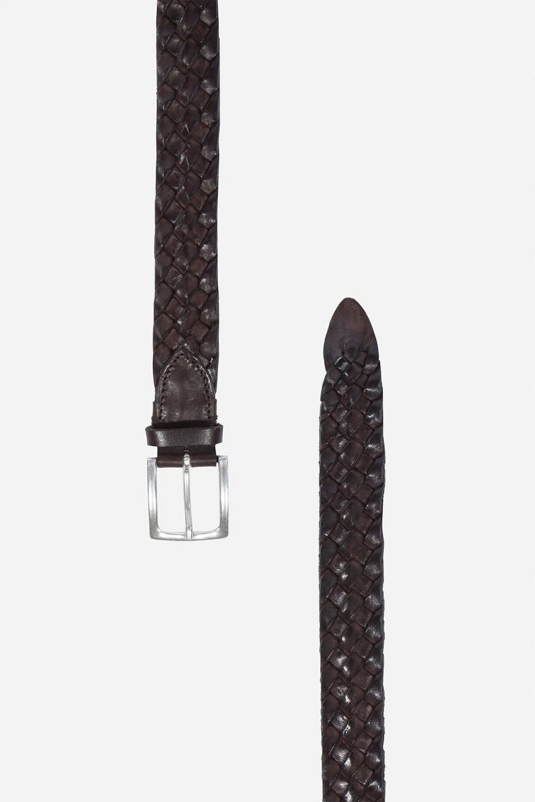 Ceinture tressée en cuir brun avec boucle en nickel vieilli, style européen, fabriquée en Italie.