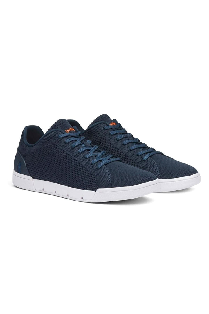 Chaussures tricot Breeze Tennis en bleu marine, légères et respirantes, semelle en caoutchouc pour durabilité.