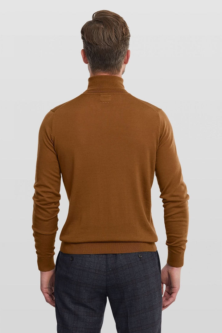Col roulé en laine brun cacao de Van Gils, vue arrière, confortable avec col côtelé.