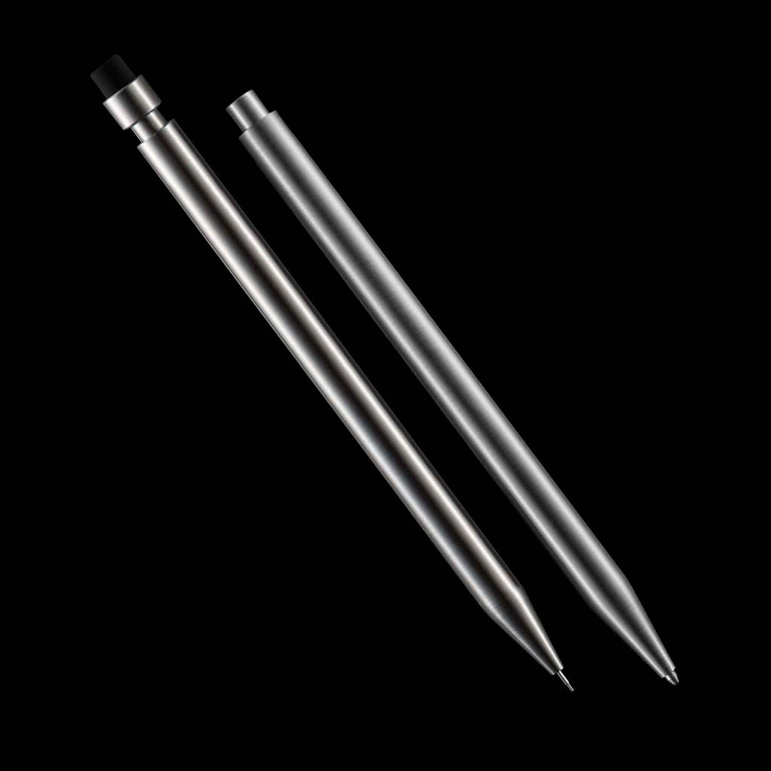 Crayon Modern Fuel en métal robuste, design unique, sans plastique, prêt à écrire avec élégance.