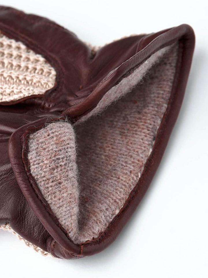 Intérieur du gant Adam en cuir, doublé de laine pour confort en automne et hiver.