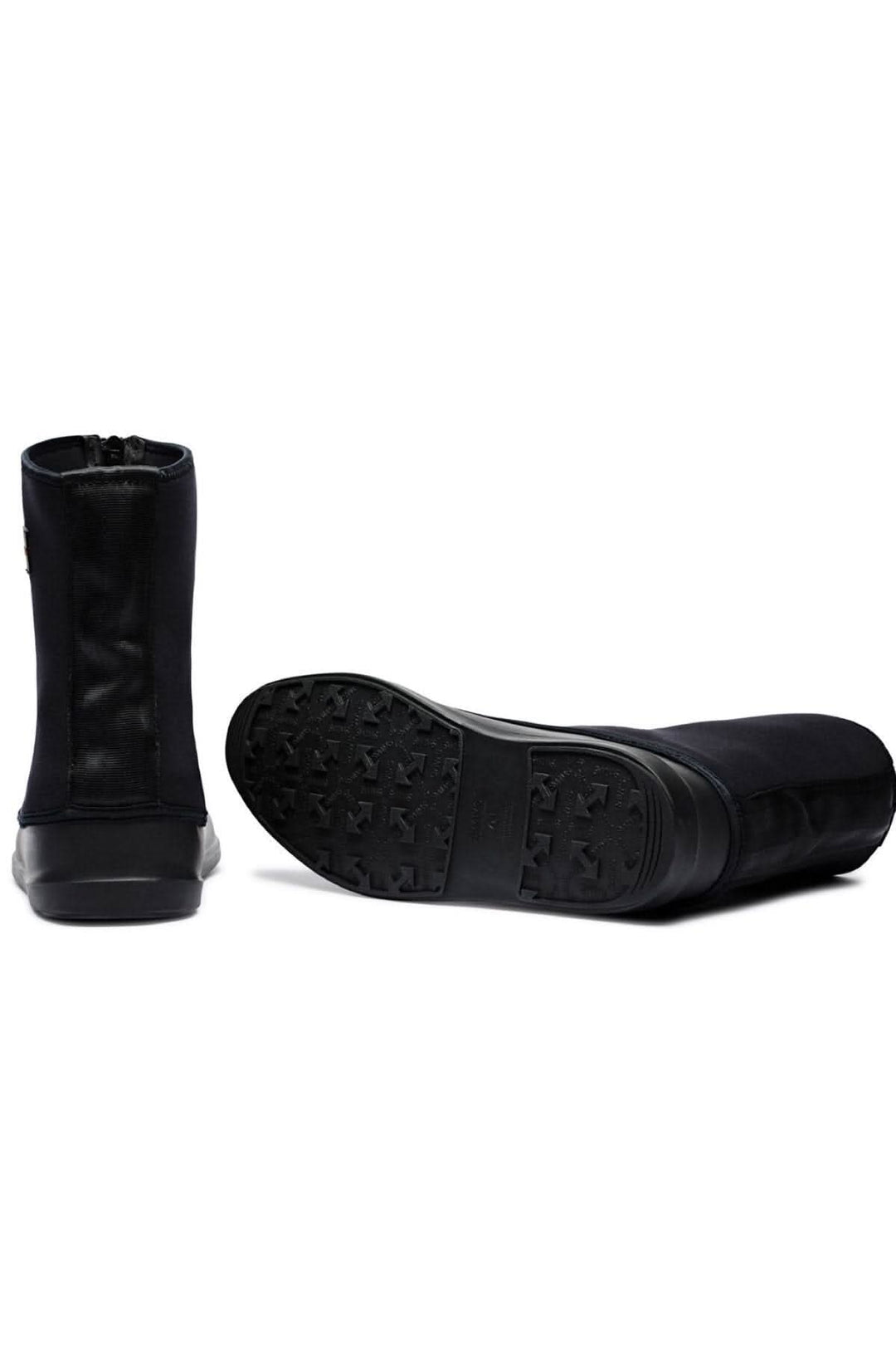 Bottes noires Le Mobster avec tige en néoprène et semelle en caoutchouc naturel pour une adhérence optimale.