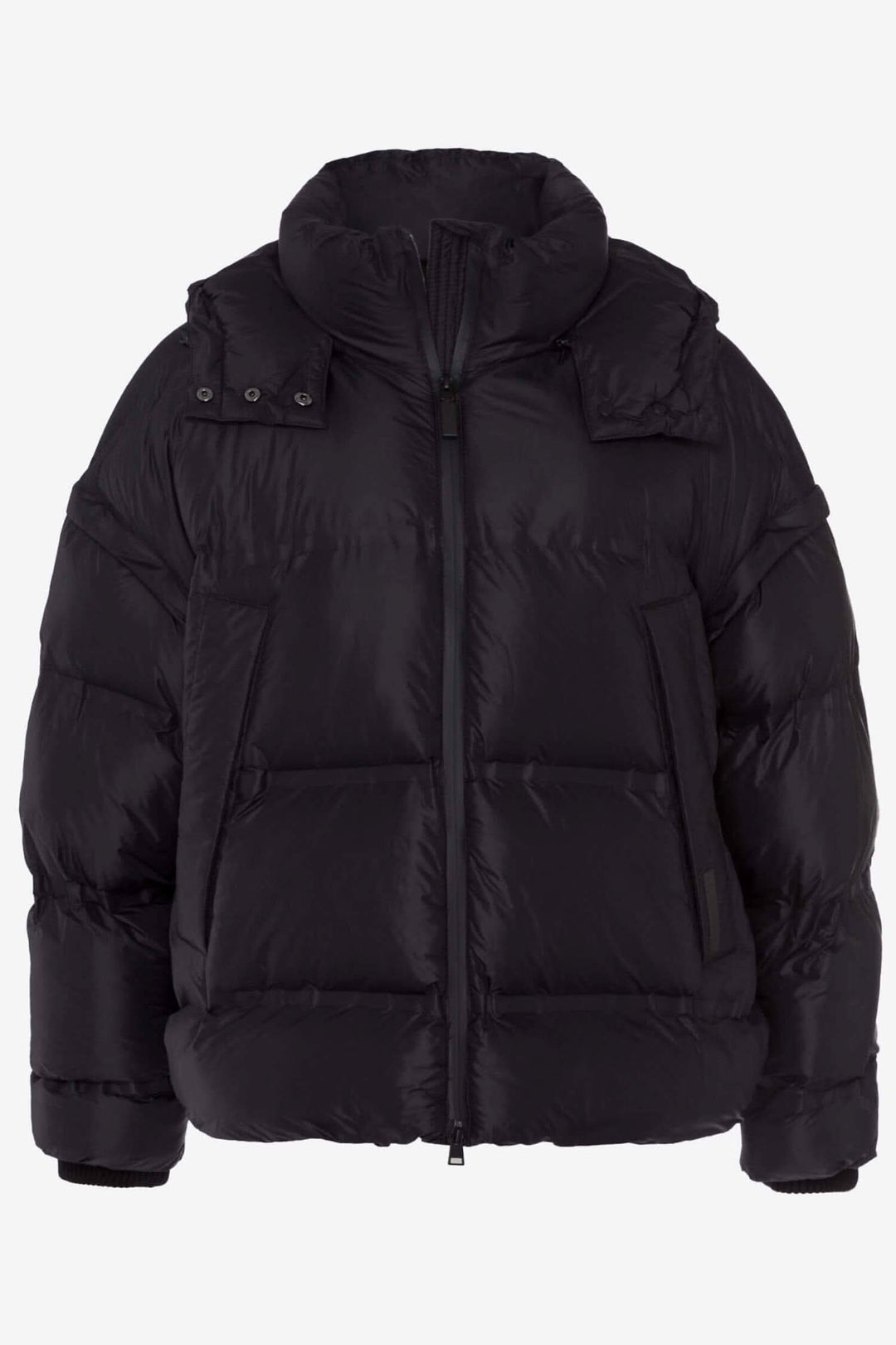 Manteau Filippa noir capitonné amovible avec capuchon et poches, tendance et fonctionnel.