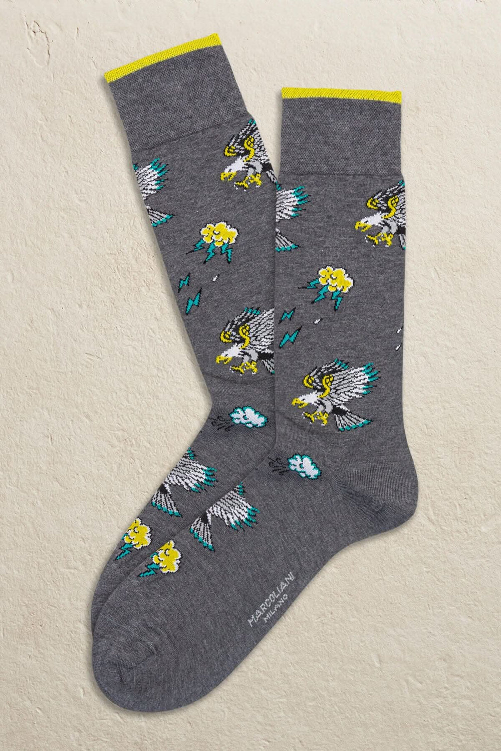 Chaussettes Marcoliani grises à motifs colorés d'aigles et fleurs, fabriquées en Italie, confort moderne.