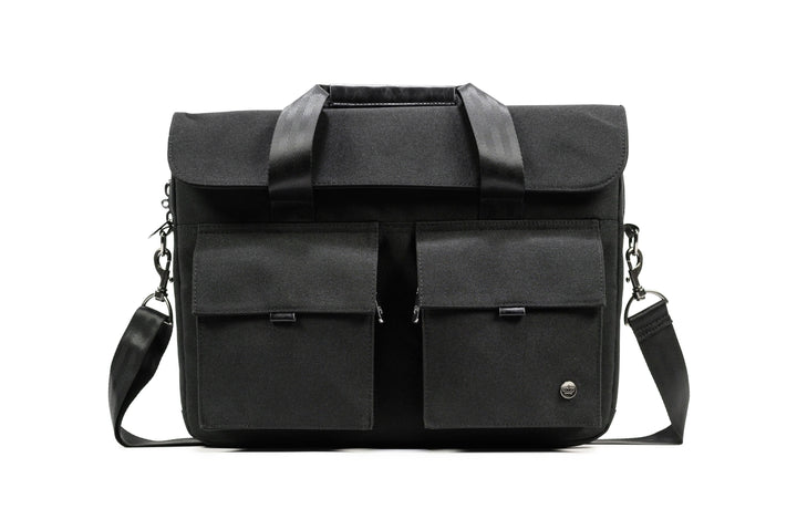 Sac à dos Messager PKG Richmond 10L noir avec poches avant et bandoulière réglable.