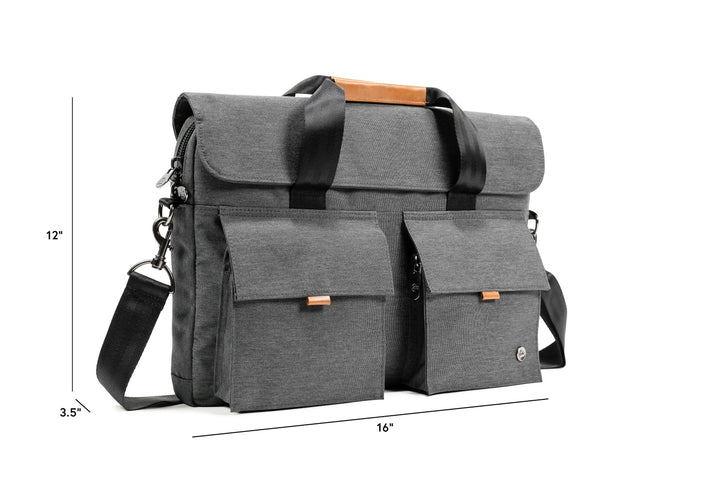 Sac messager PKG Richmond 10L, design original, compartiments pour ordinateur et rangement. Dimensions : 16" x 12" x 3.5".