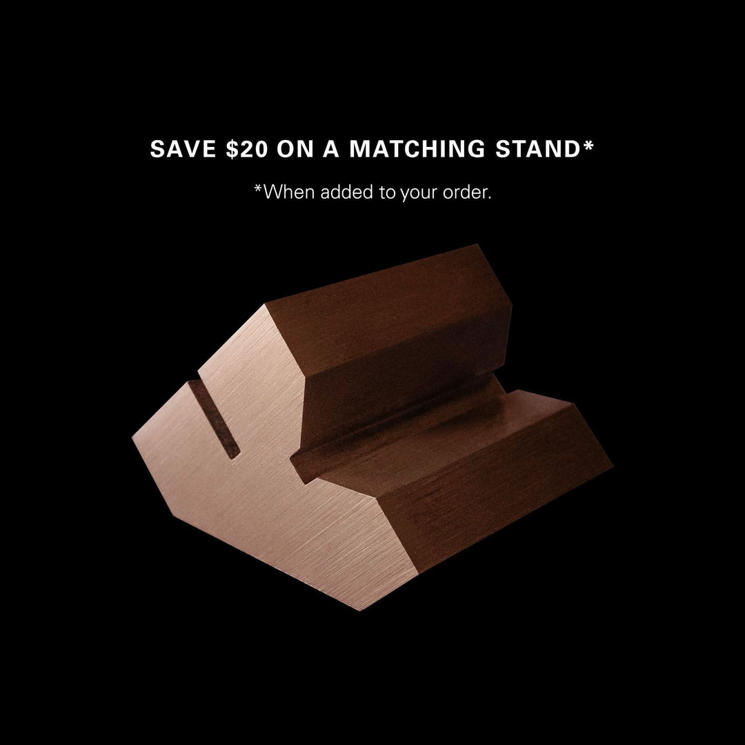 Économisez 20 $ sur un support assorti lors de votre commande, image d'un support élégant.