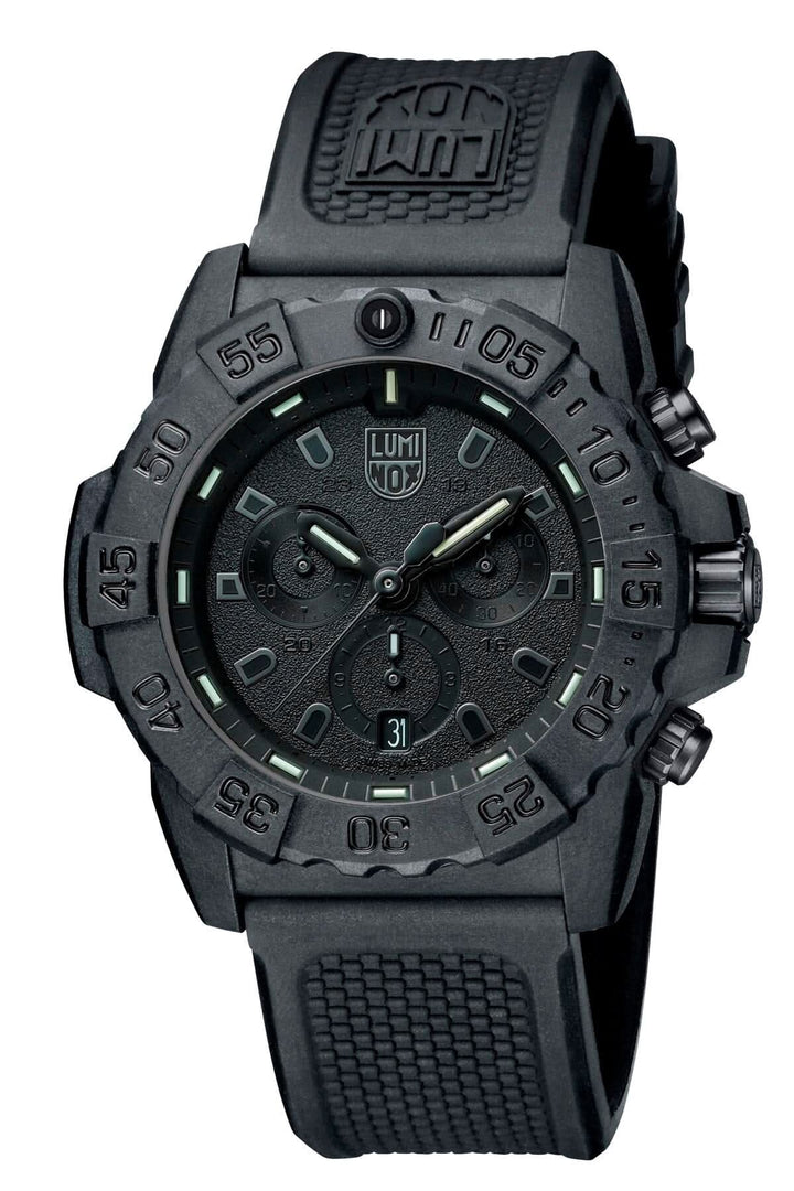 Montre Luminox Navy SEAL Chronograph 3581.BO, boîtier en carbone, bracelet PU noir, étanche à 200m.