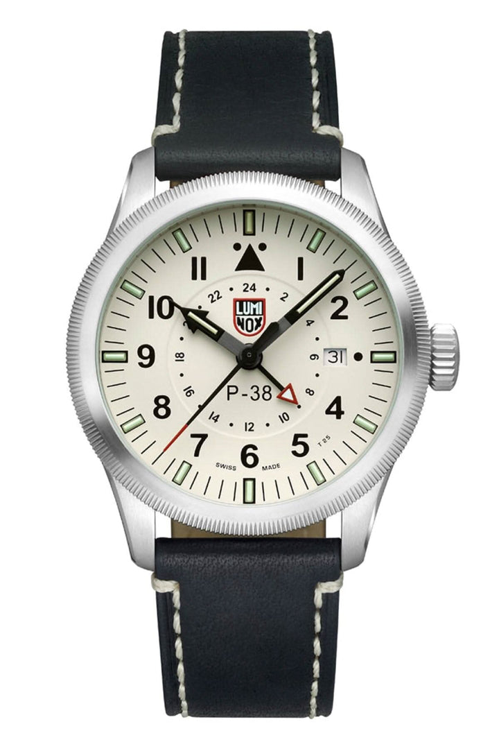 Montre P-38 Lightning avec cadran blanc, boîtier en acier et bracelet en cuir noir, résistante à l'eau, style classique.
