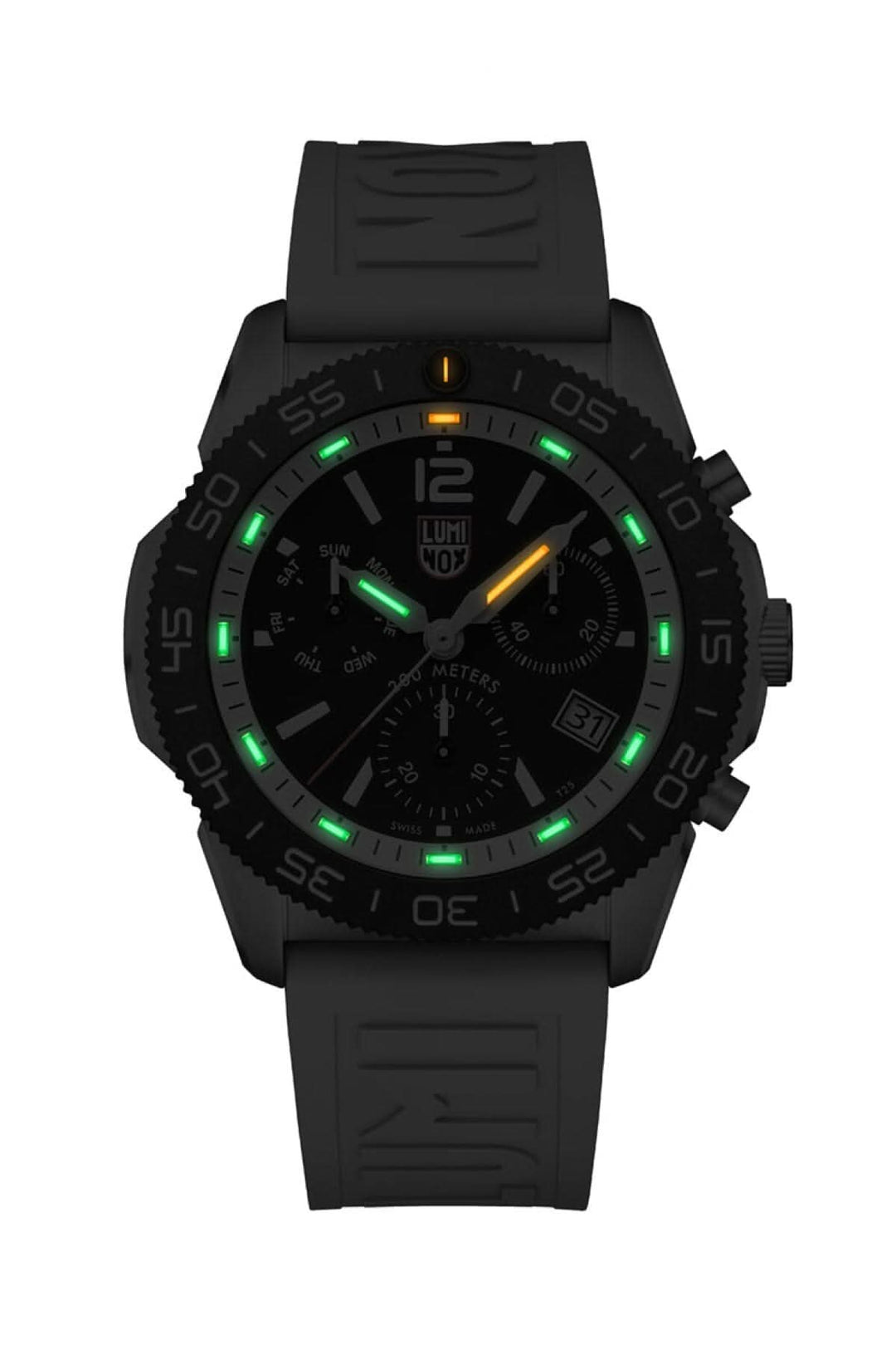 Montre Pacific Diver 3141 Luminox, boîtier en acier inoxydable, lunette en CARBONOX™, bracelet en caoutchouc noir.