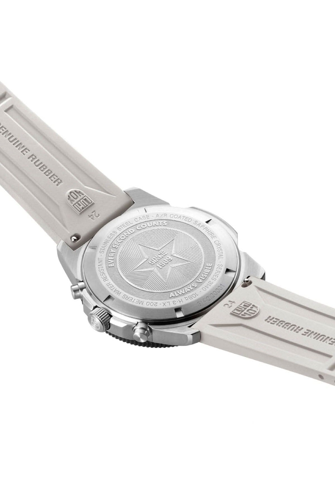 Montre Luminox Pacific Diver 3141 avec bracelet en caoutchouc et boîtier en acier inoxydable.