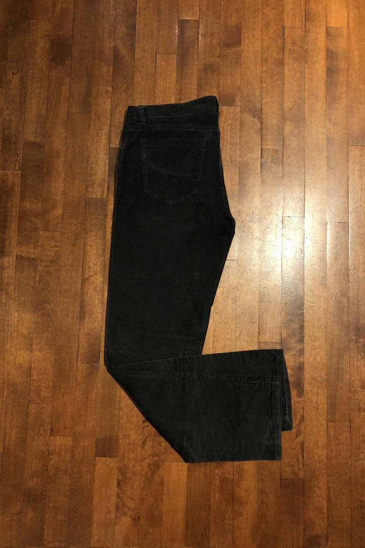 Pantalon en corduroy charcoal en coupe droite, style Cadiz, 98% coton, 2% élasthanne, article 83-1438/05.