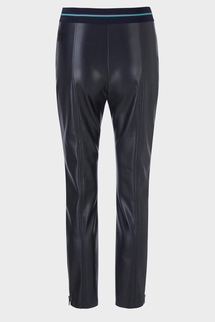 Pantalon en cuir SOFIA noir, coupe près du corps avec ceinture élastiquée et ourlet fendu, détails en métal.