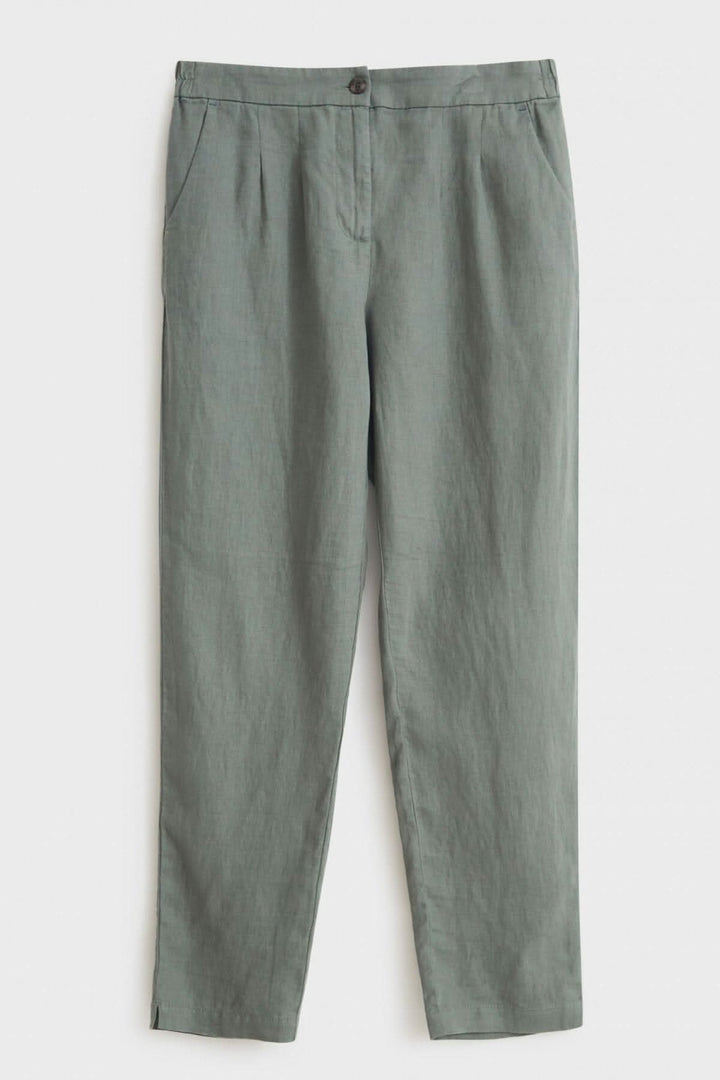 Pantalon Maddie, léger en lin, élastique au dos, poches pratiques, couleur vert olive, parfait pour les temps chauds.