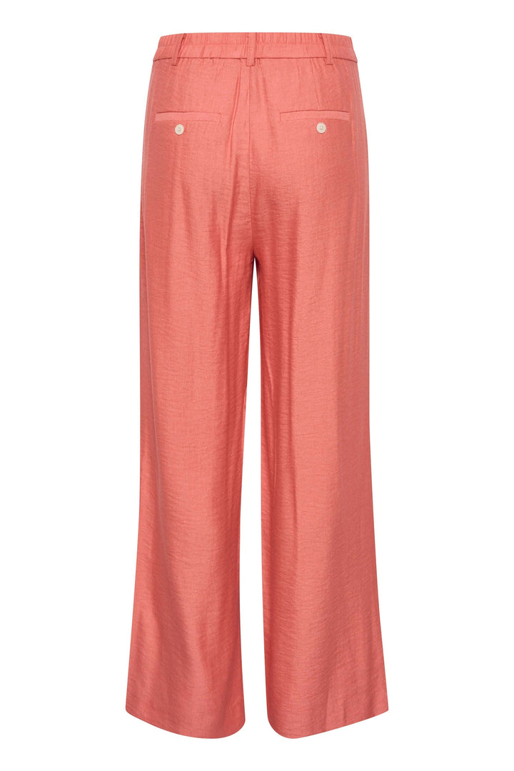 Pantalon Sibille rose à jambe large, vue arrière avec poches arrière et taille élastique.