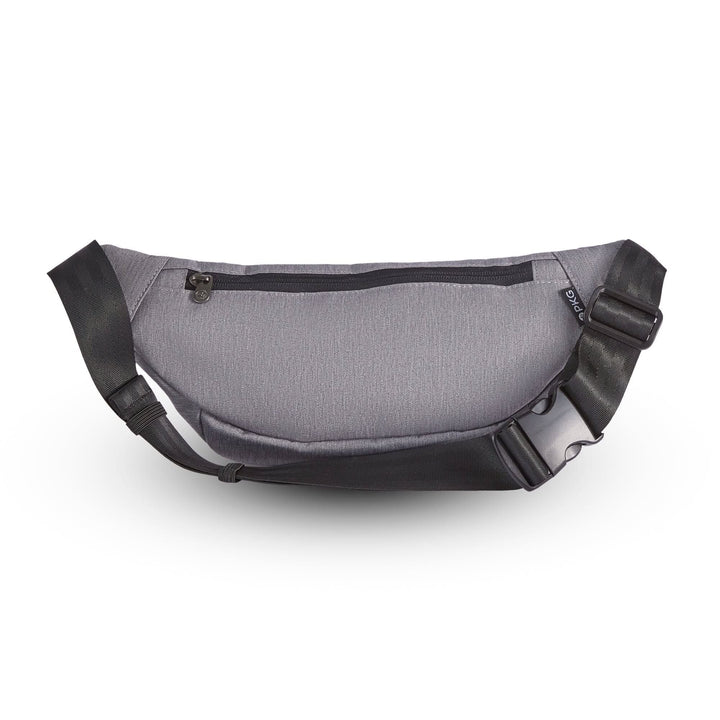 Sac à bandoulière recyclé PKG Bremner en polyester résistant aux intempéries, idéal pour excursions et shopping.