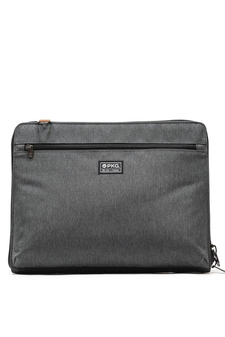Sac messager PKG Wellington 10L en tissu noir, design pratique pour laptop et accessoires.